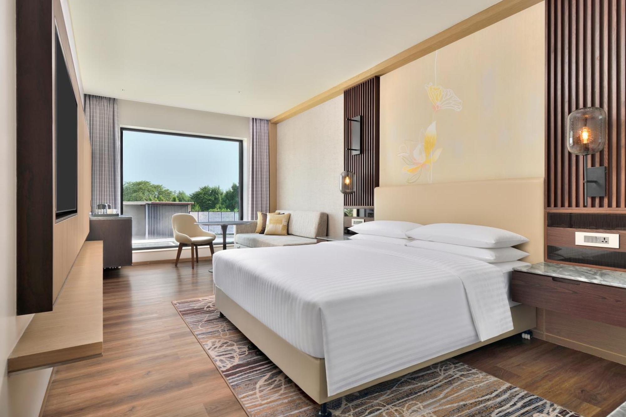 Courtyard By Marriott Gorakhpur Hotel Bagian luar foto